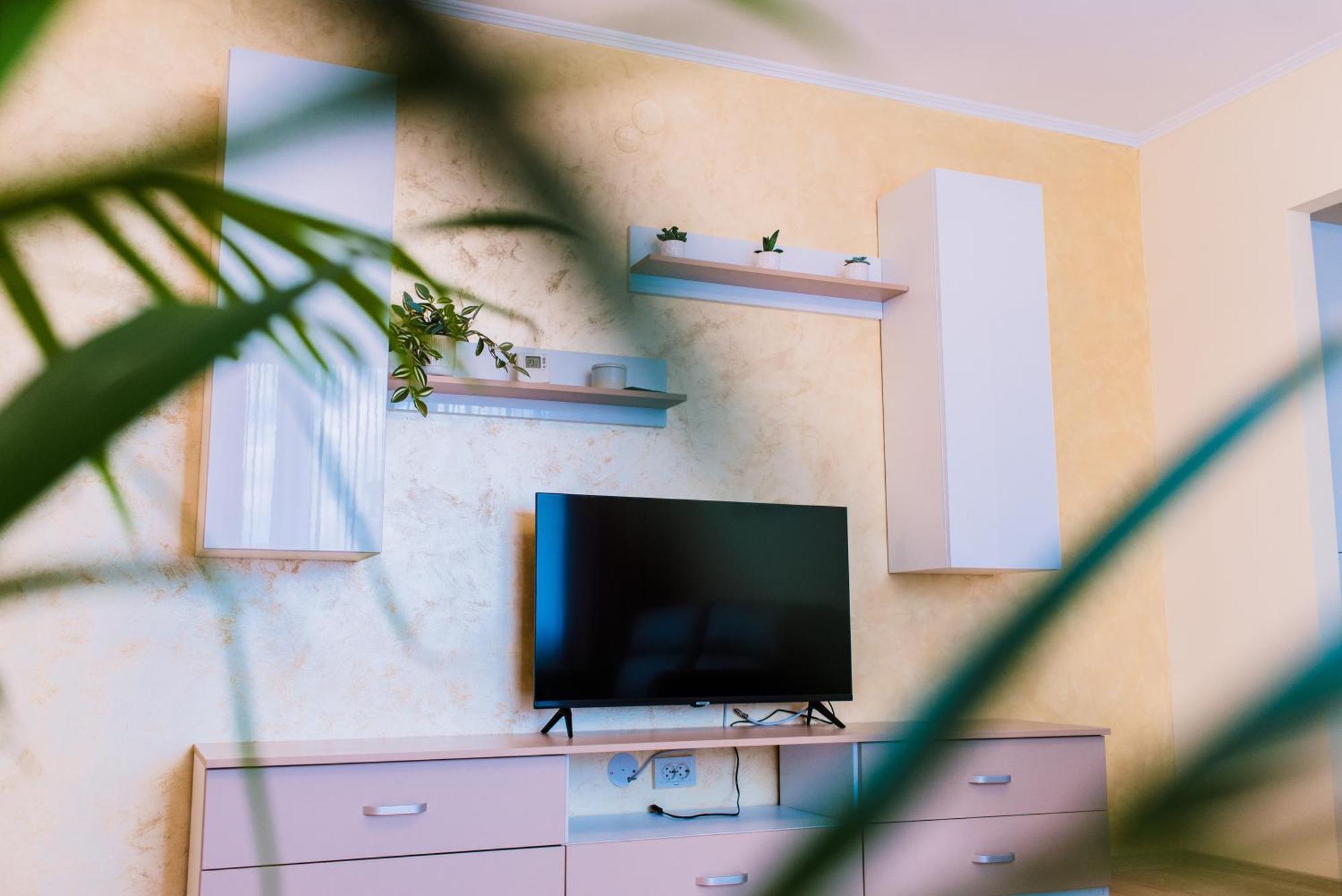 Central White Apartment 萨图马雷 外观 照片