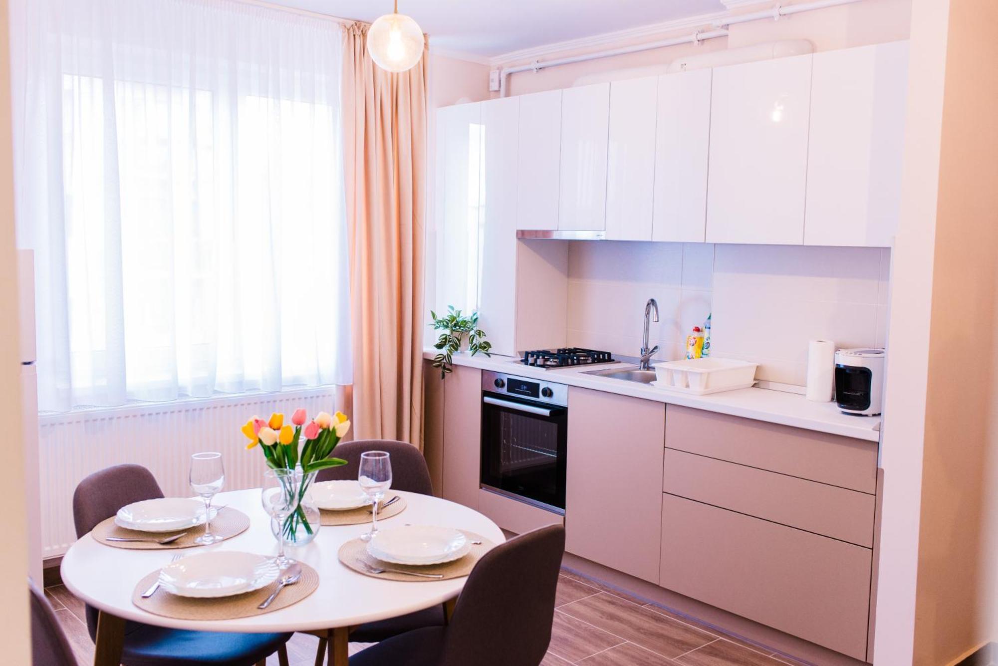 Central White Apartment 萨图马雷 外观 照片