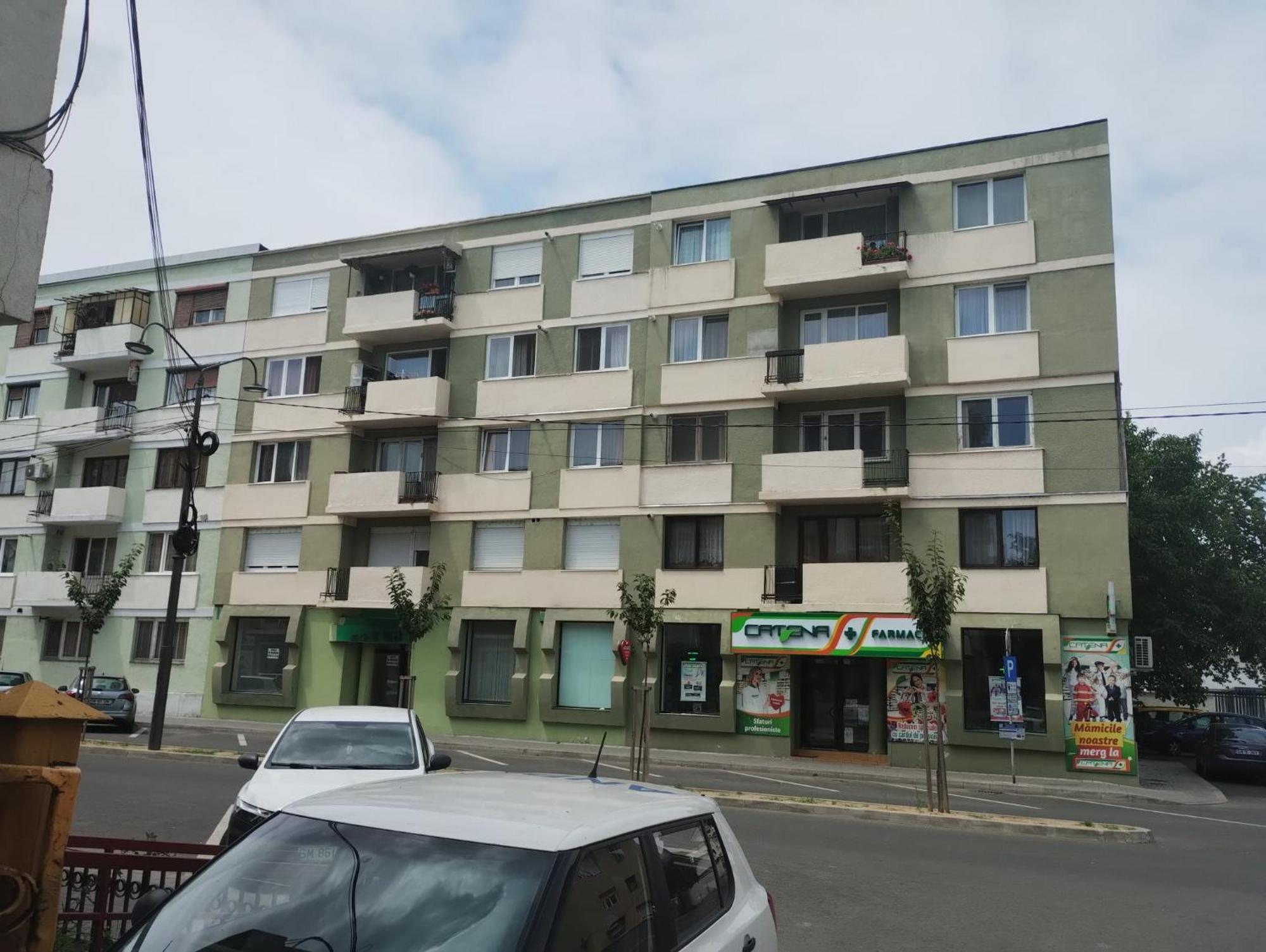 Central White Apartment 萨图马雷 外观 照片